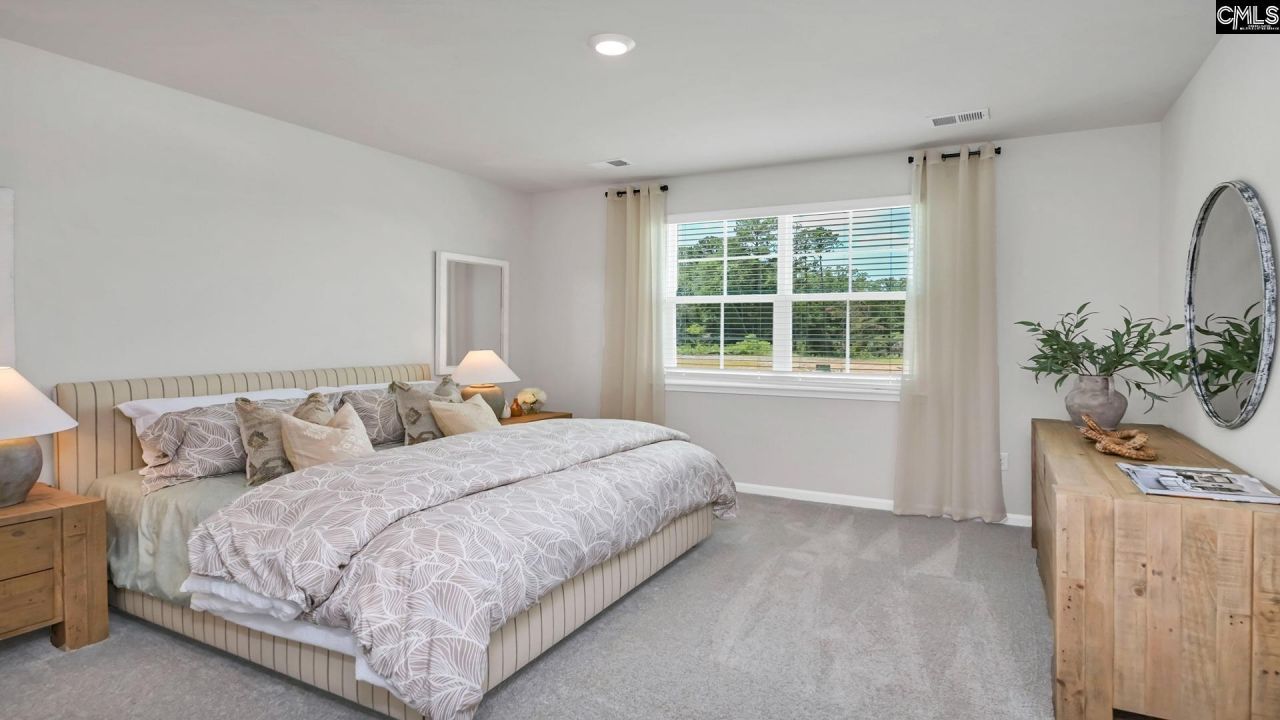 459 Leathertree Lane Photo 22