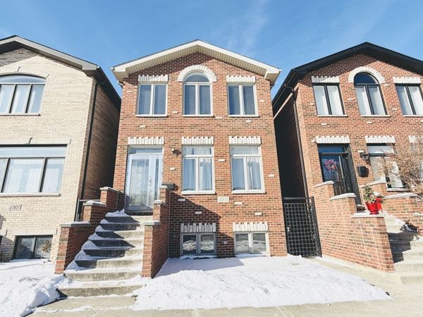 4166 S Emerald Street, Chicago, IL 60609