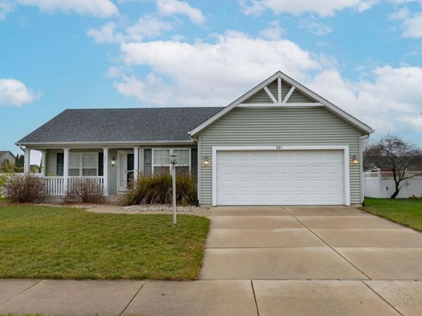 501 Shepherds Cove Drive, Osceola, IN 46561