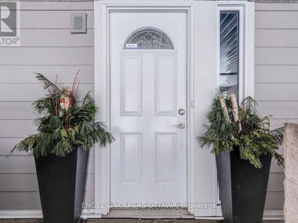 3445 Uplands Drive, Unit 116, Ottawa, ON K1V9N5