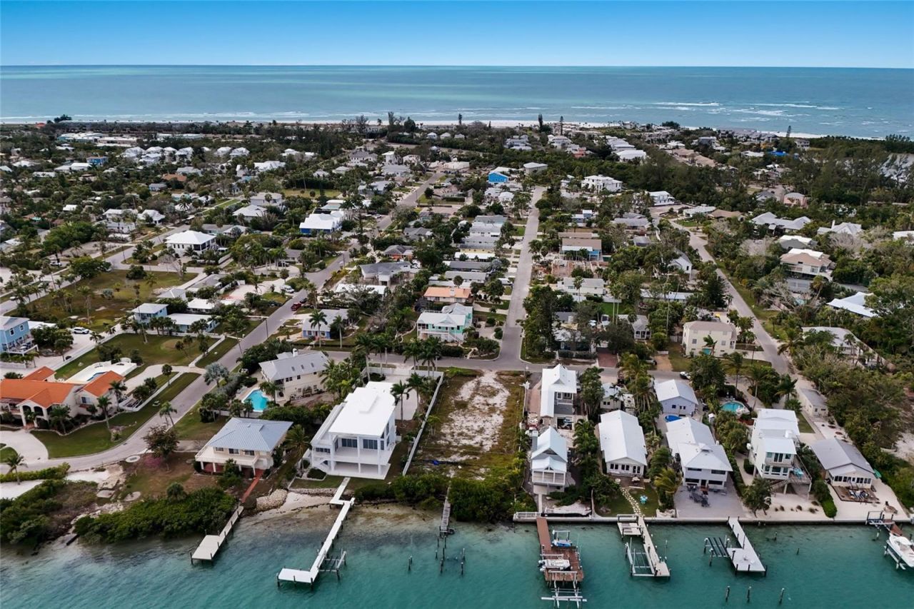 7094 Longboat Drive E, Longboat Key, FL 34228 Photo