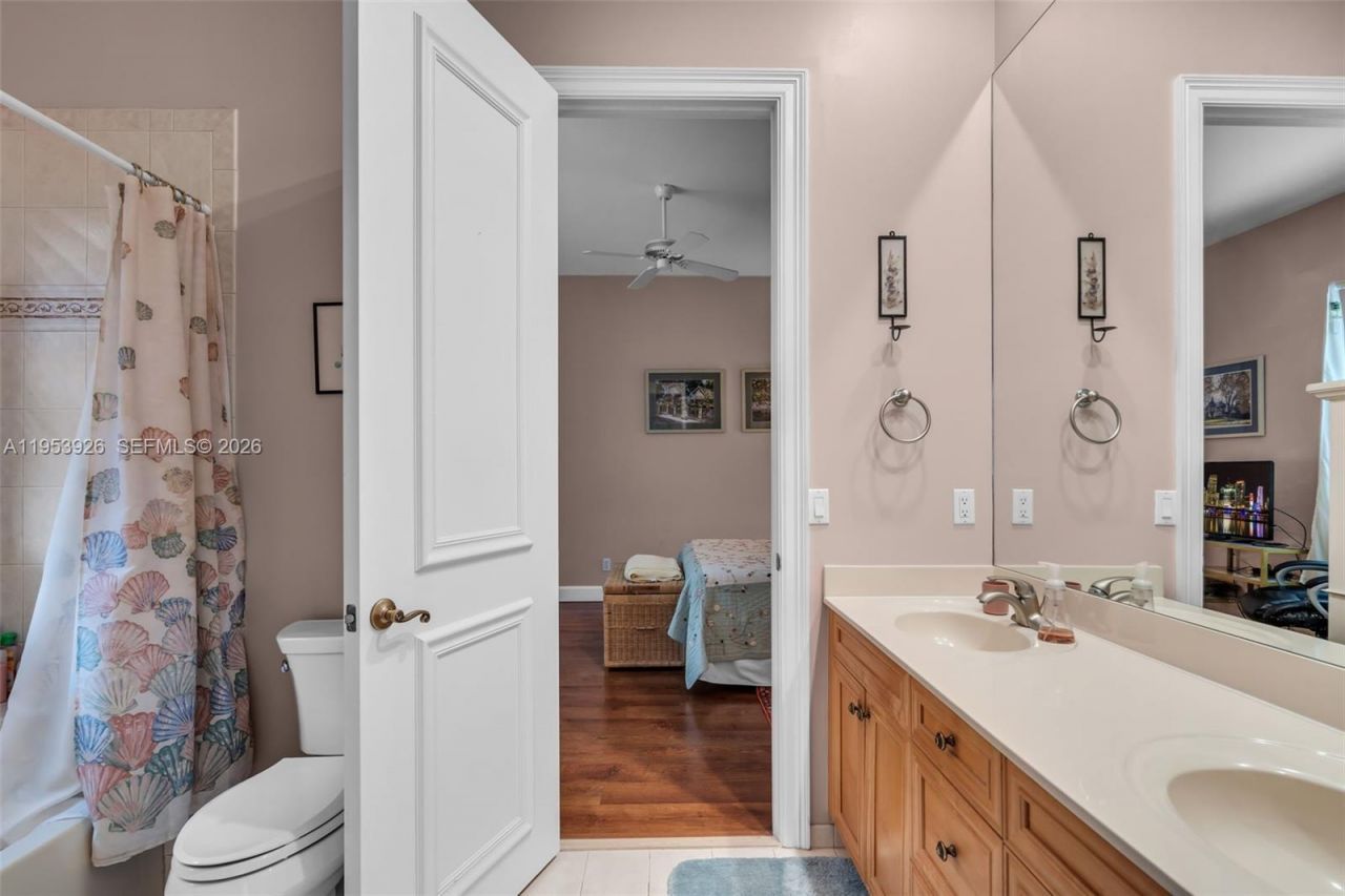 12861 Kapok Ln, Davie, FL 33330 Photo