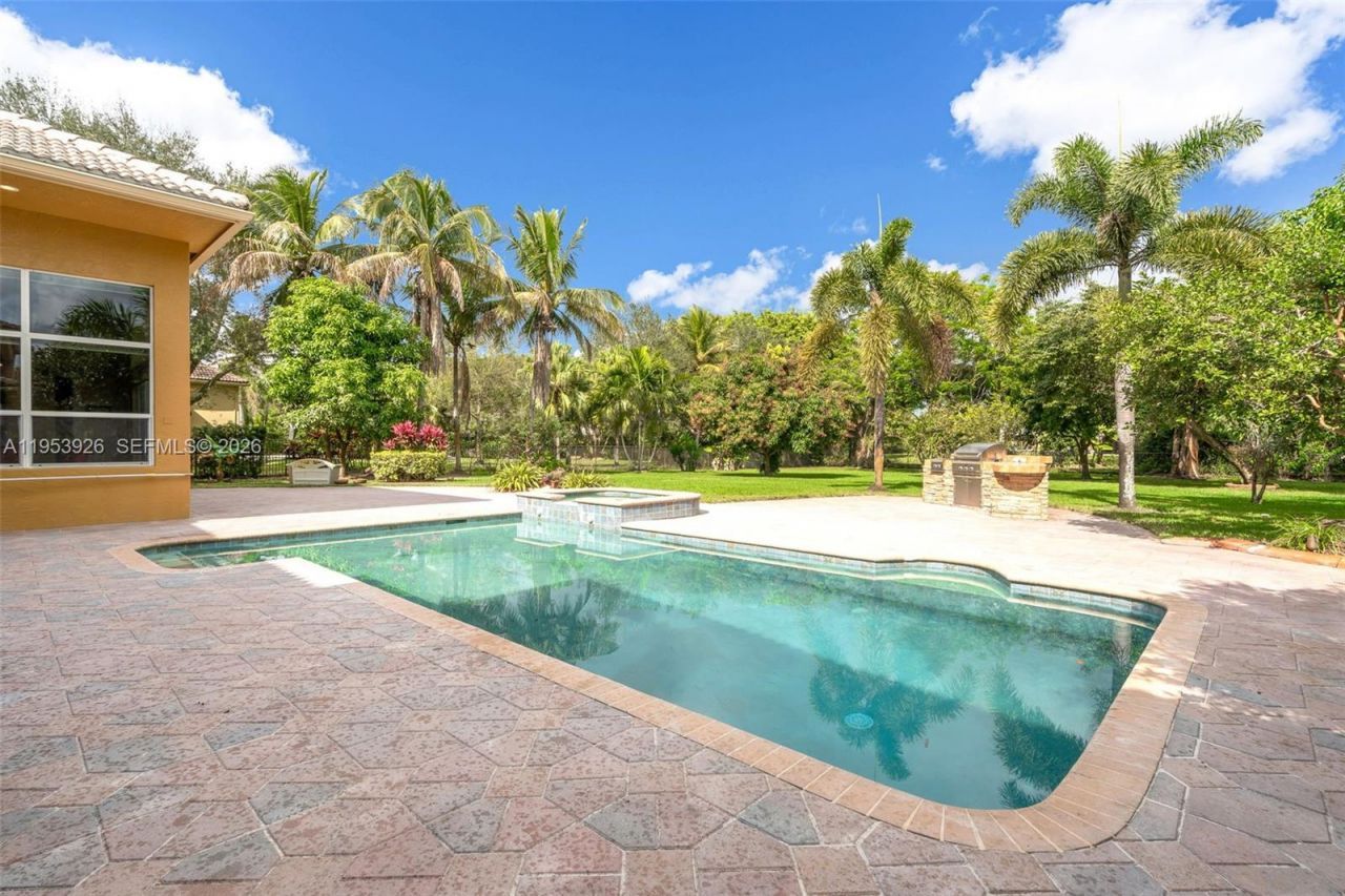 12861 Kapok Ln, Davie, FL 33330 Photo