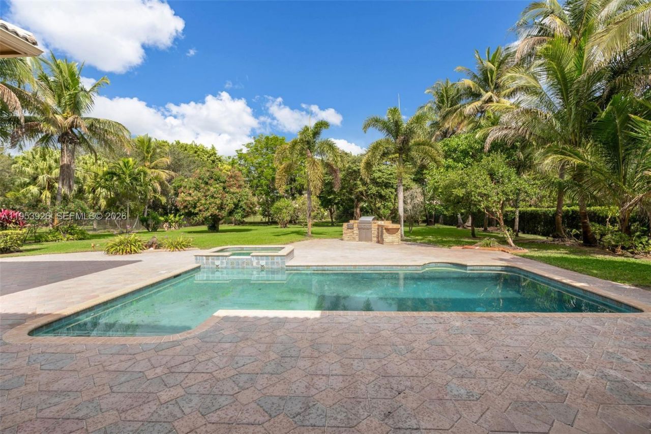 12861 Kapok Ln, Davie, FL 33330 Photo