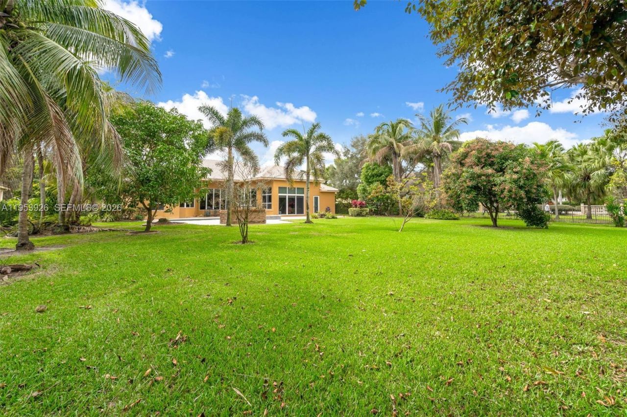 12861 Kapok Ln, Davie, FL 33330 Photo