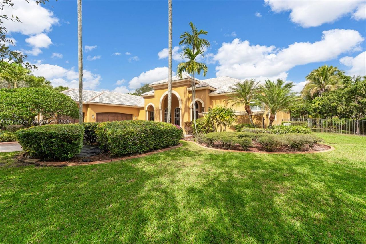 12861 Kapok Ln, Davie, FL 33330 Photo