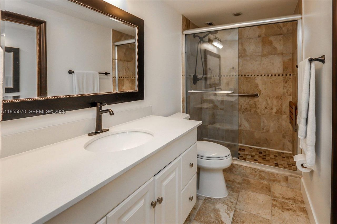 2030 S Ocean Dr, Unit 727, Hallandale Beach, FL 33009 Photo