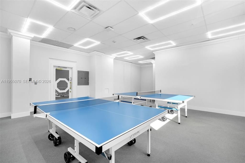 2030 S Ocean Dr, Unit 727, Hallandale Beach, FL 33009 Photo