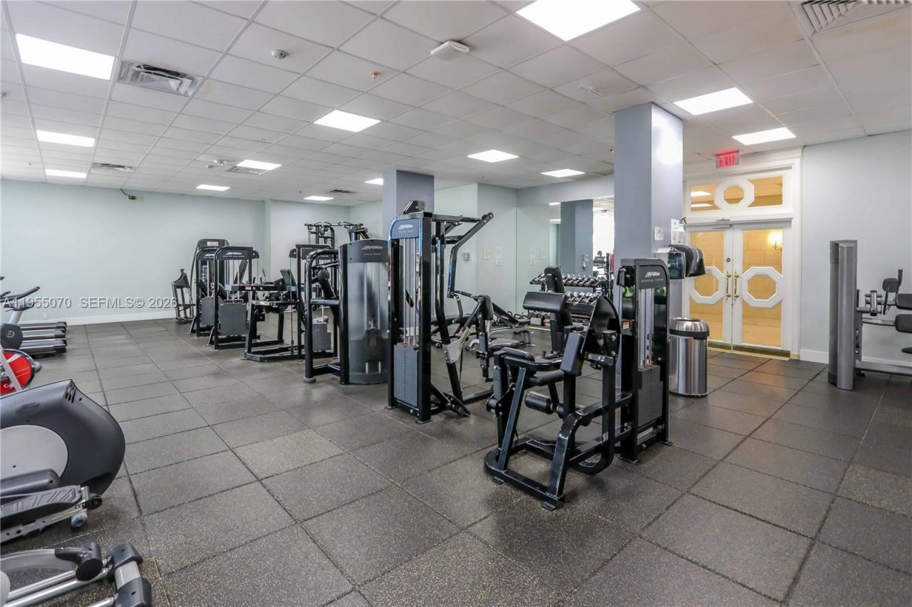 2030 S Ocean Dr, Unit 727, Hallandale Beach, FL 33009 Photo