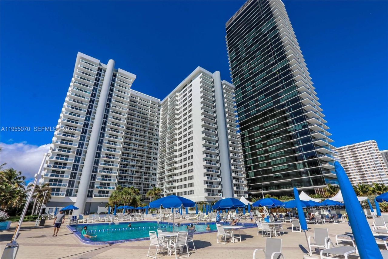 2030 S Ocean Dr, Unit 727, Hallandale Beach, FL 33009 Photo