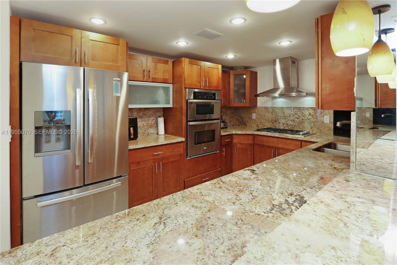 2030 S Ocean Dr, Unit 727, Hallandale Beach, FL 33009 Photo