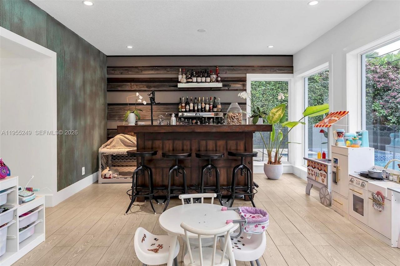 1444 Mendavia Ave , Coral Gables, FL 33146 Photo