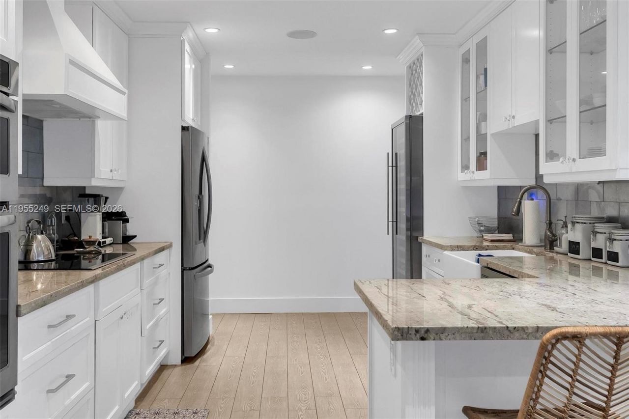 1444 Mendavia Ave , Coral Gables, FL 33146 Photo