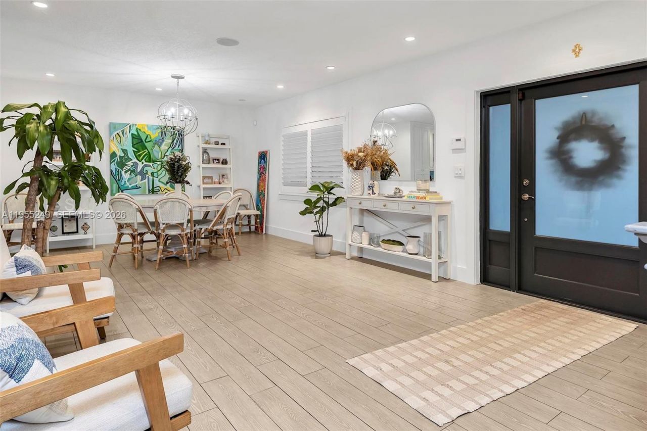 1444 Mendavia Ave , Coral Gables, FL 33146 Photo