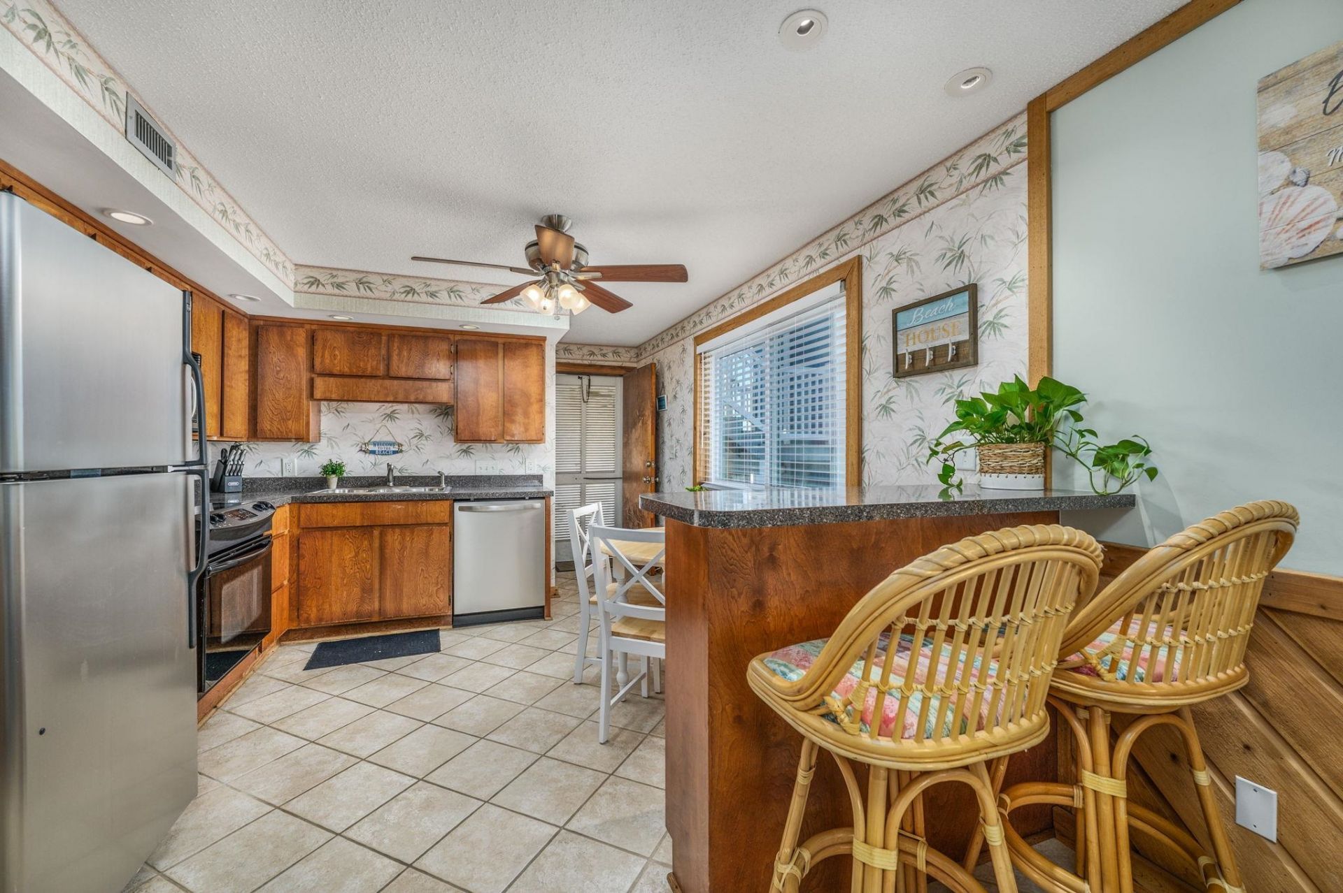 5600 N Ocean Blvd. Photo 7