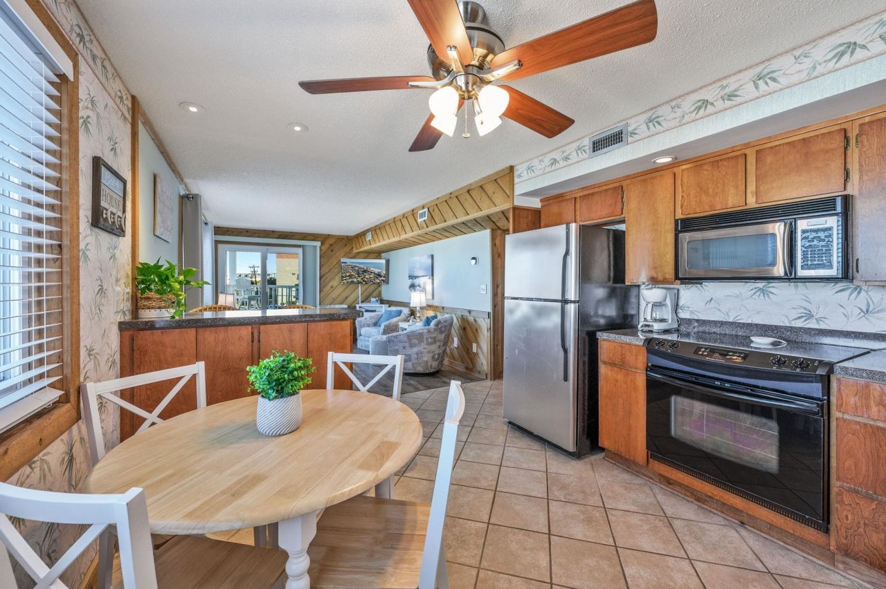 5600 N Ocean Blvd. Photo 8