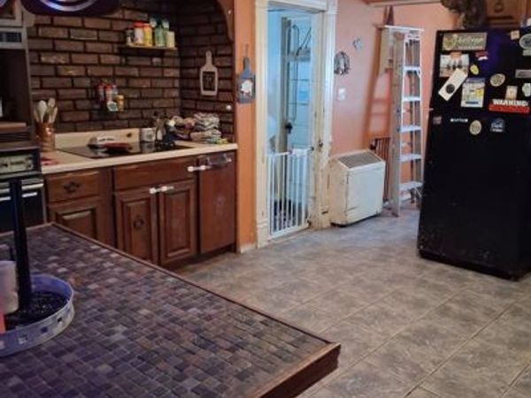 410 W Water , Pinckneyville, IL 62274