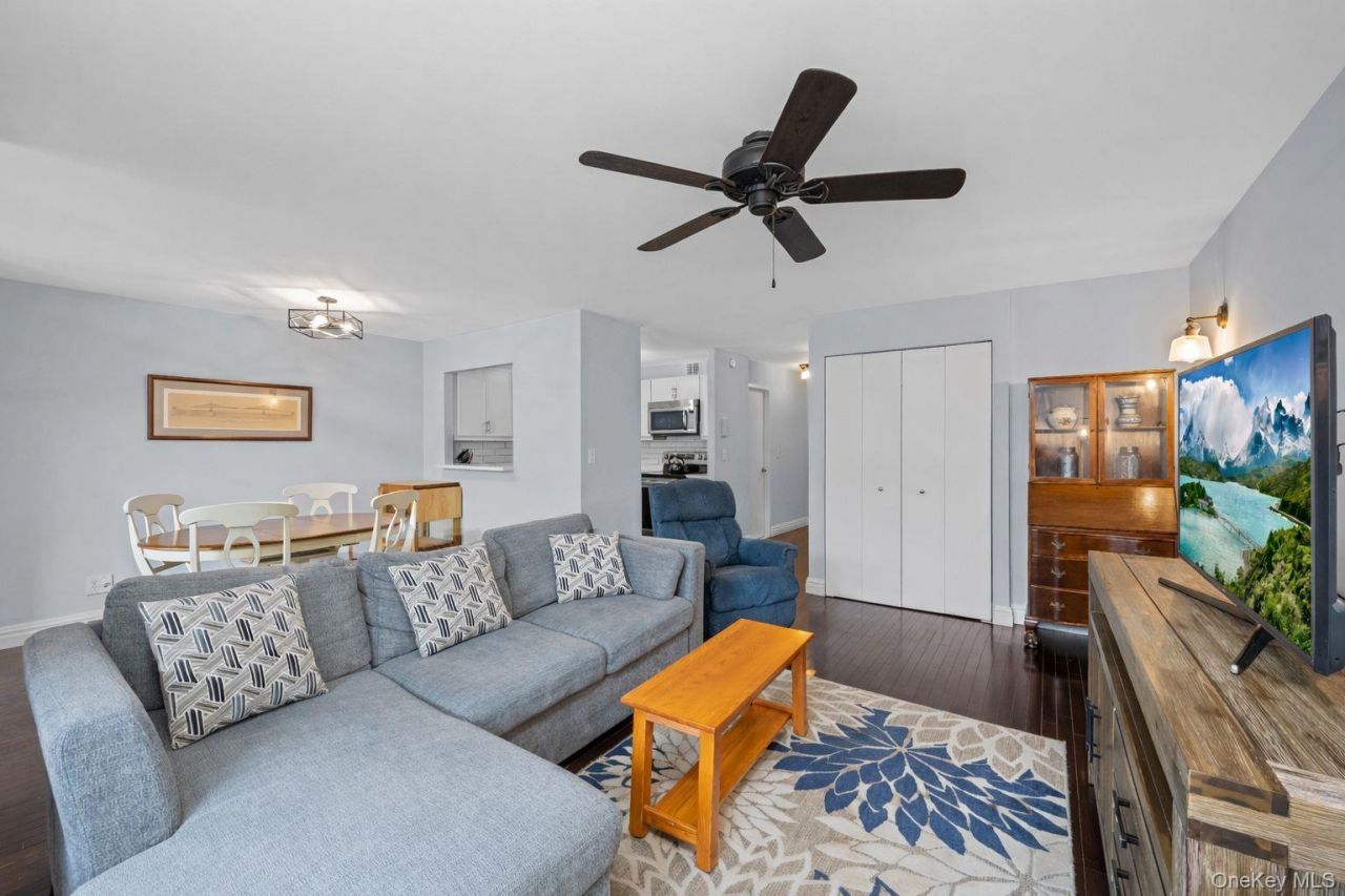 9985 Shore Road, Unit 14B, Brooklyn, NY 11209 Main Photo