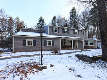 104 Holly Circle, Fayetteville, NY 13066
