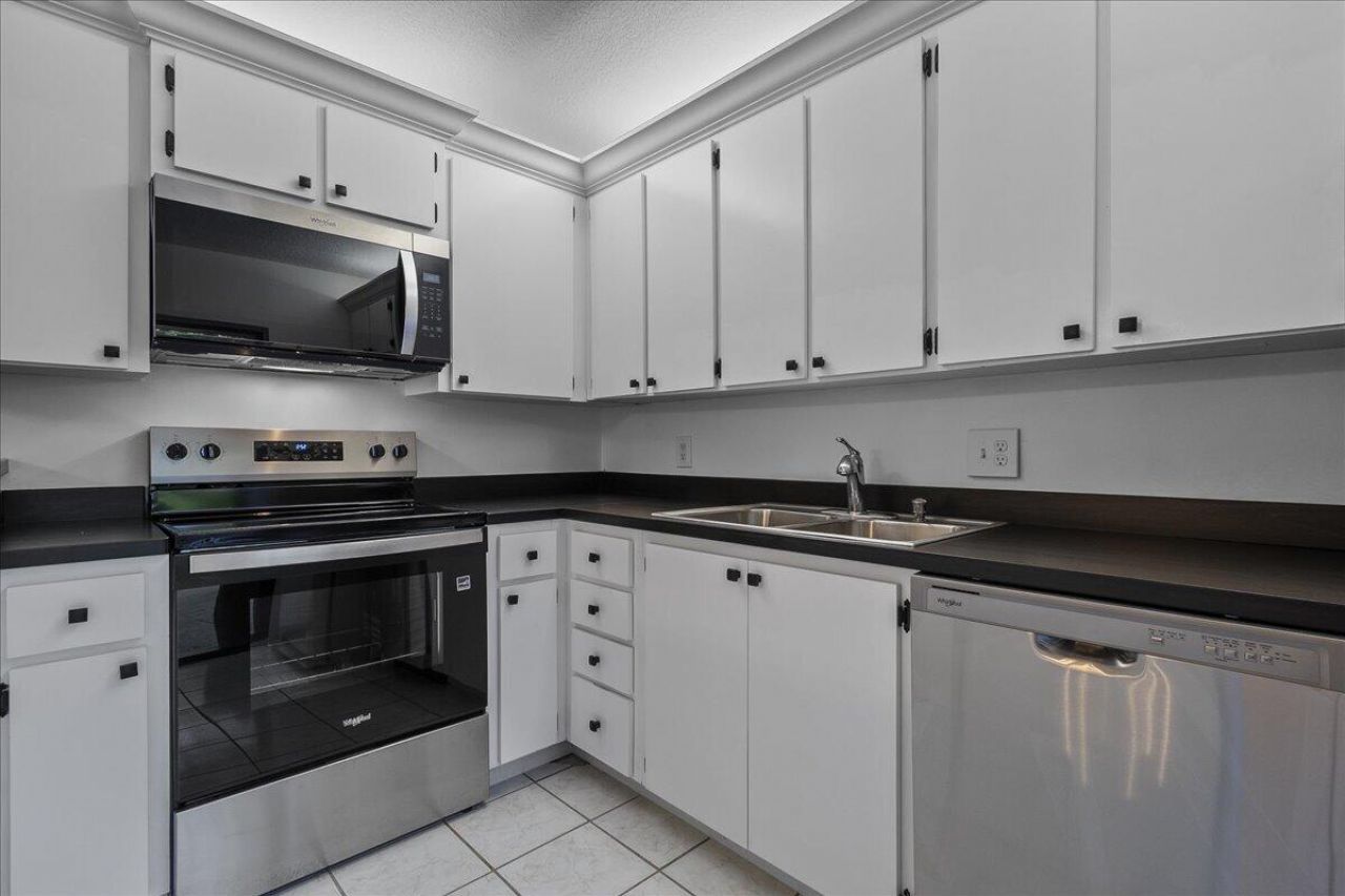 406 4th Terrace, Palm Beach Gardens, FL 33418 Photo