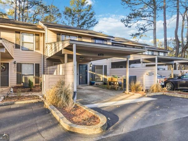 4872 Twin Lakes Trail, Dunwoody, GA 30360