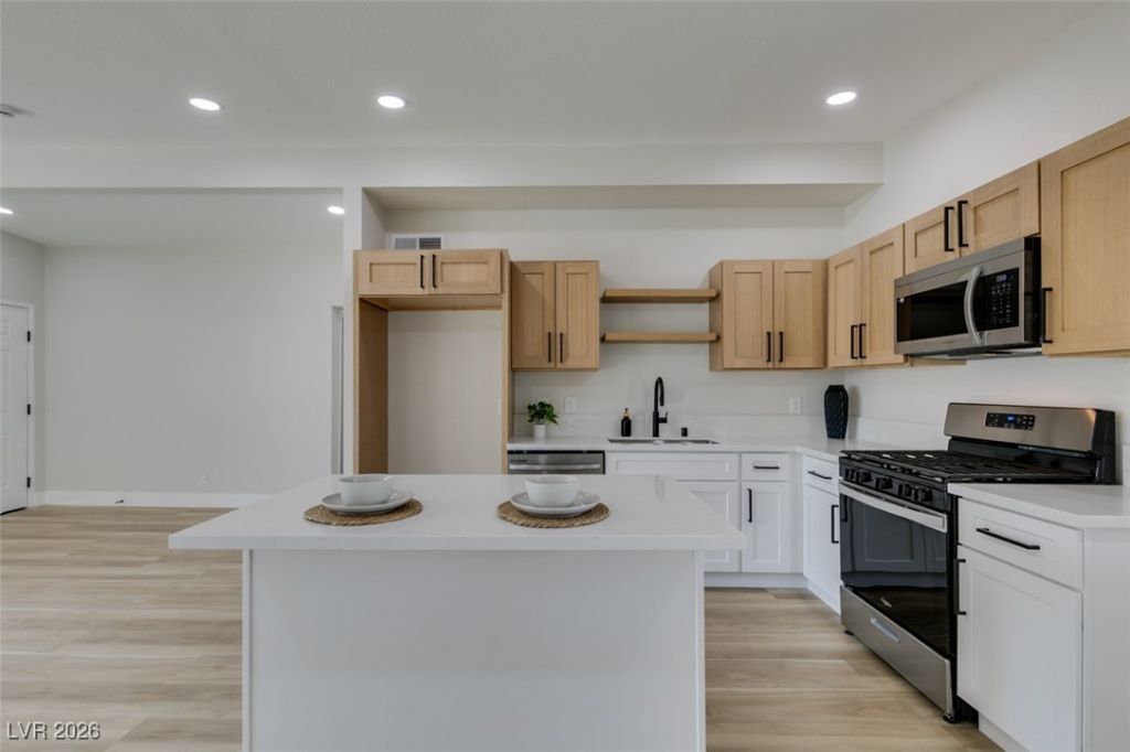 909 James Street, Las Vegas, NV 89101 Main Photo