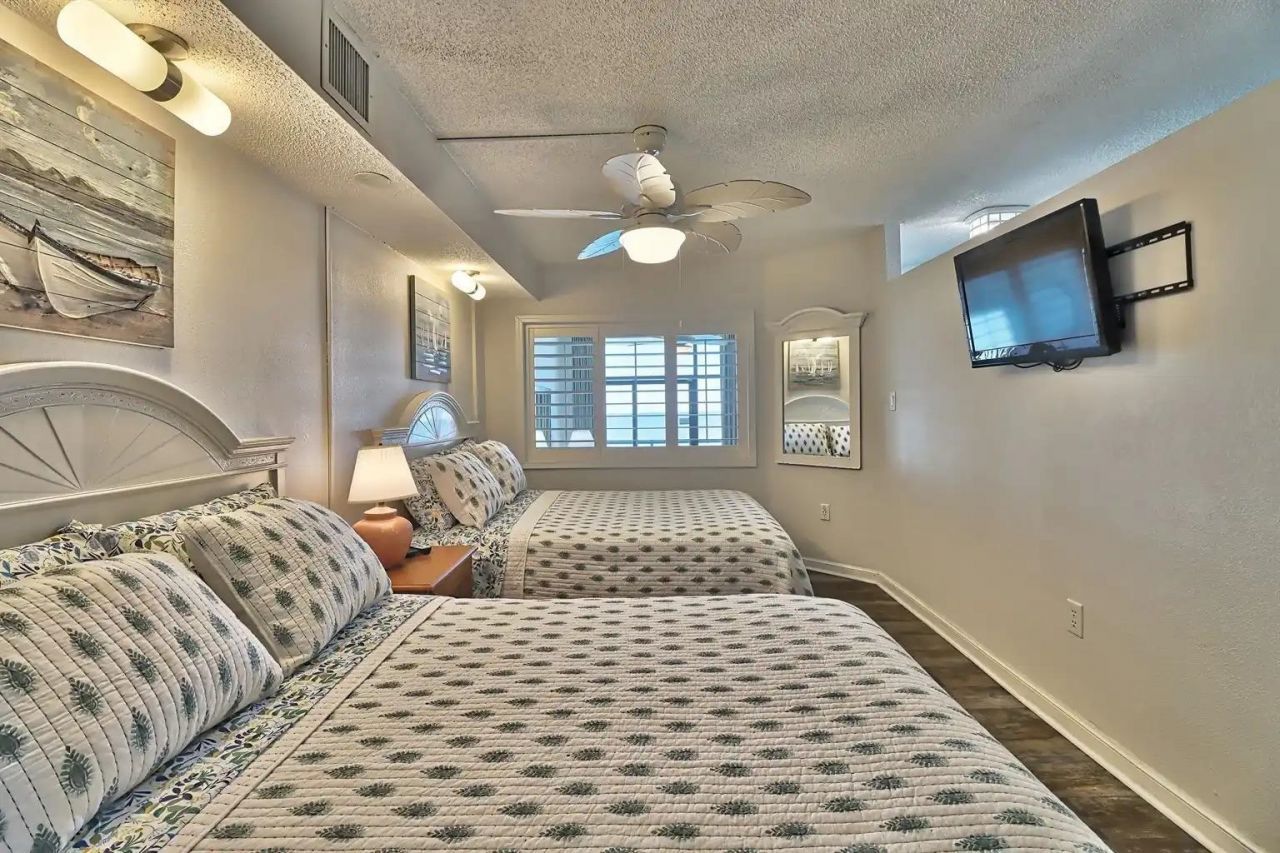 4800 S Ocean Blvd. Photo 9