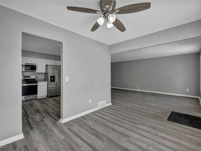 10293 Greenview Drive, Columbia Station, OH 44028 Photo 8