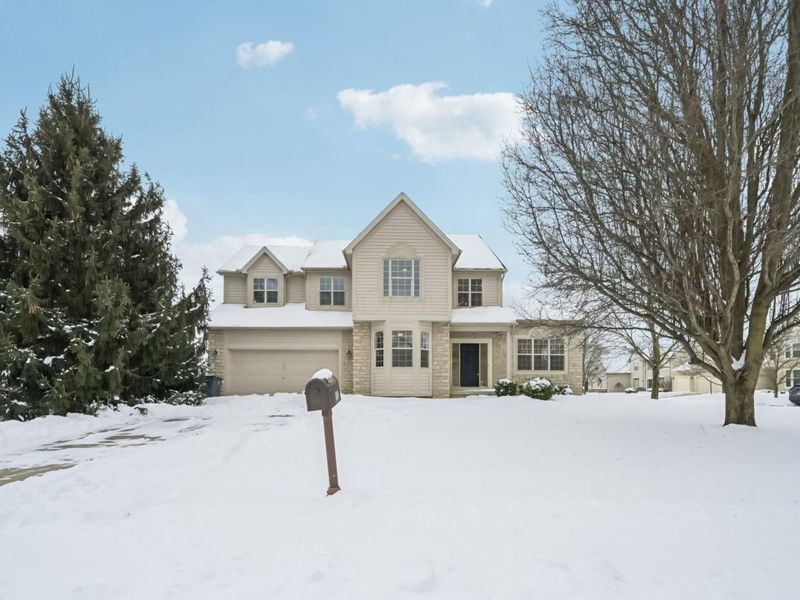 8949 Hickory View Street NW, Canal Winchester, OH 43110 Photo 1