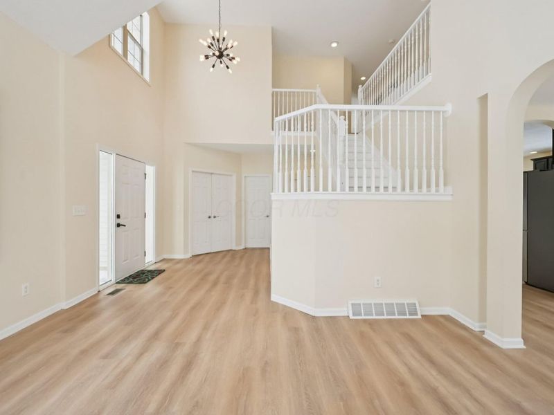 8949 Hickory View Street NW, Canal Winchester, OH 43110 Photo 18