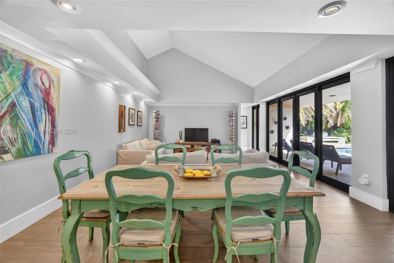 7681 SW 107th St, Pinecrest, FL 33156 Photo