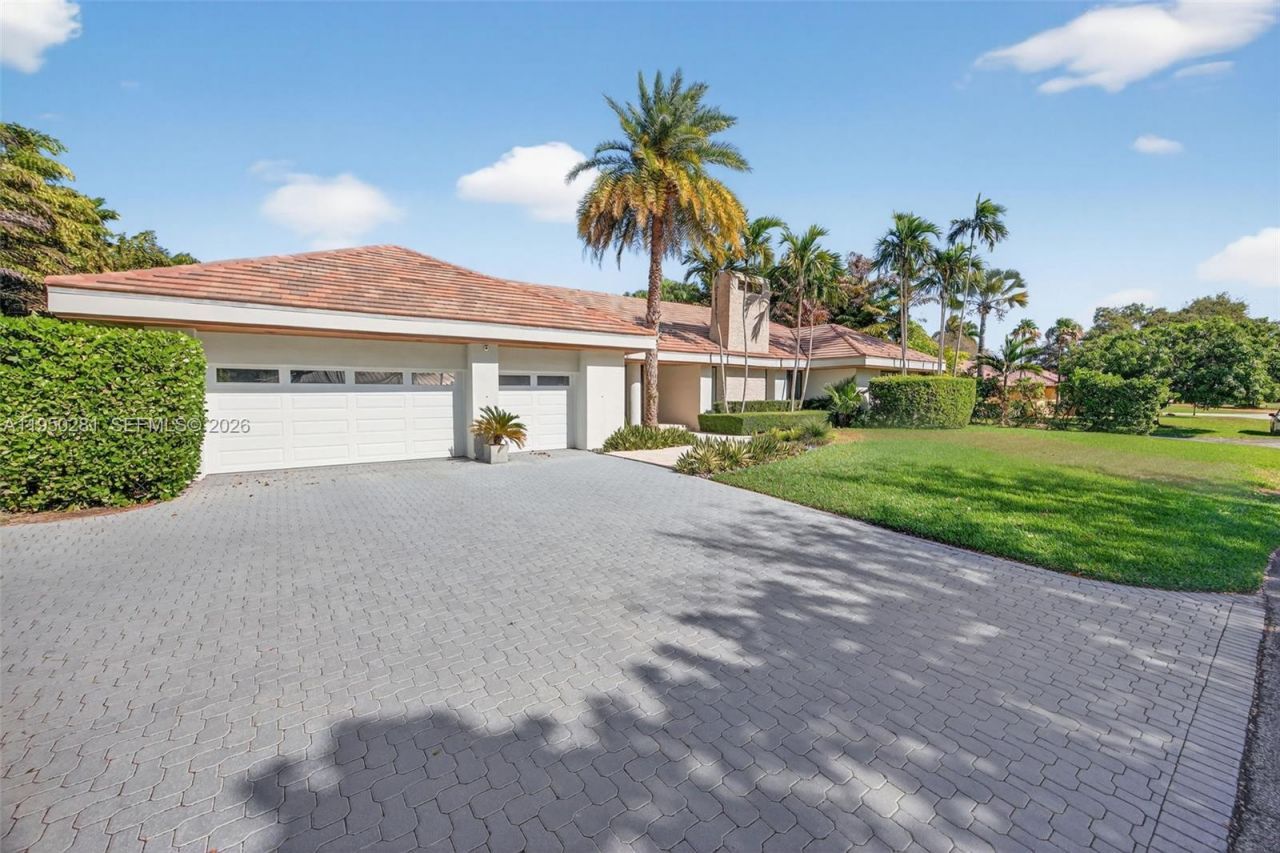 7681 SW 107th St, Pinecrest, FL 33156 Photo