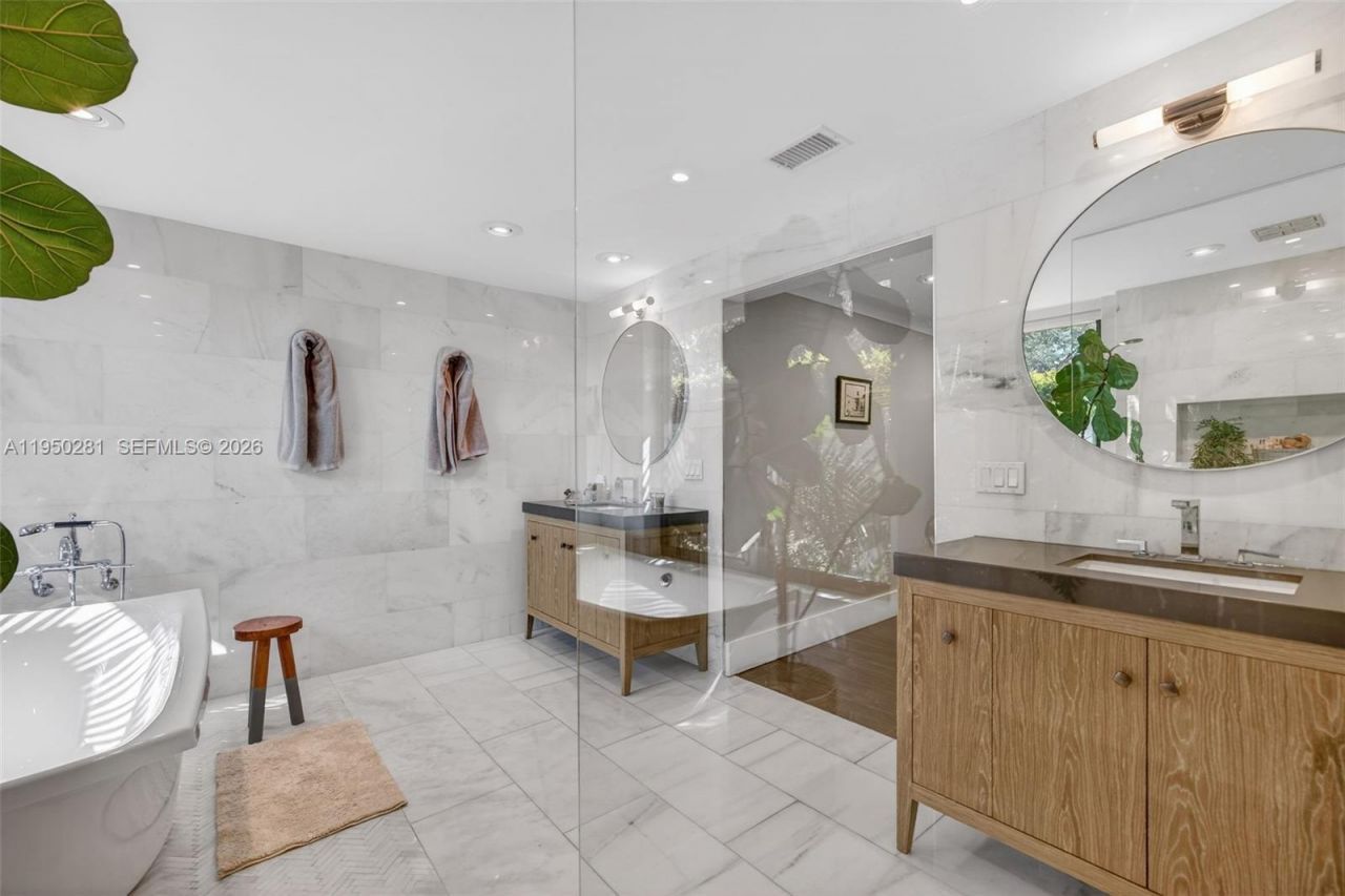 7681 SW 107th St, Pinecrest, FL 33156 Photo