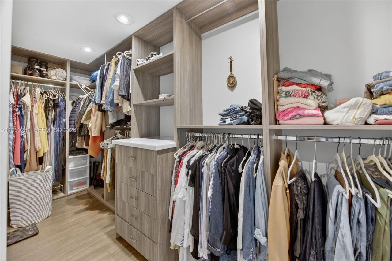 7681 SW 107th St, Pinecrest, FL 33156 Photo