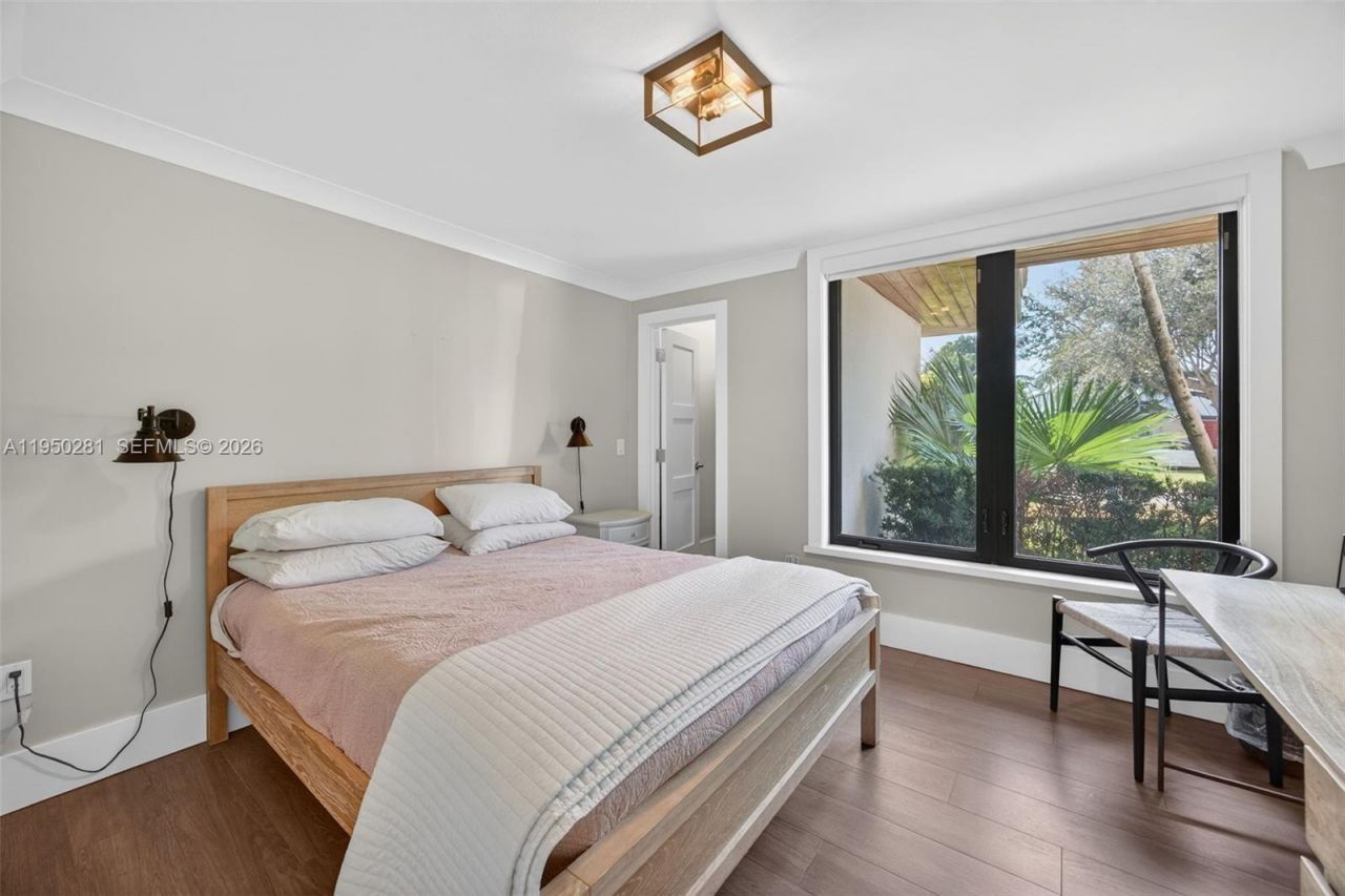 7681 SW 107th St, Pinecrest, FL 33156 Photo