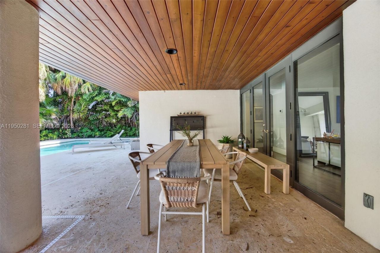 7681 SW 107th St, Pinecrest, FL 33156 Photo