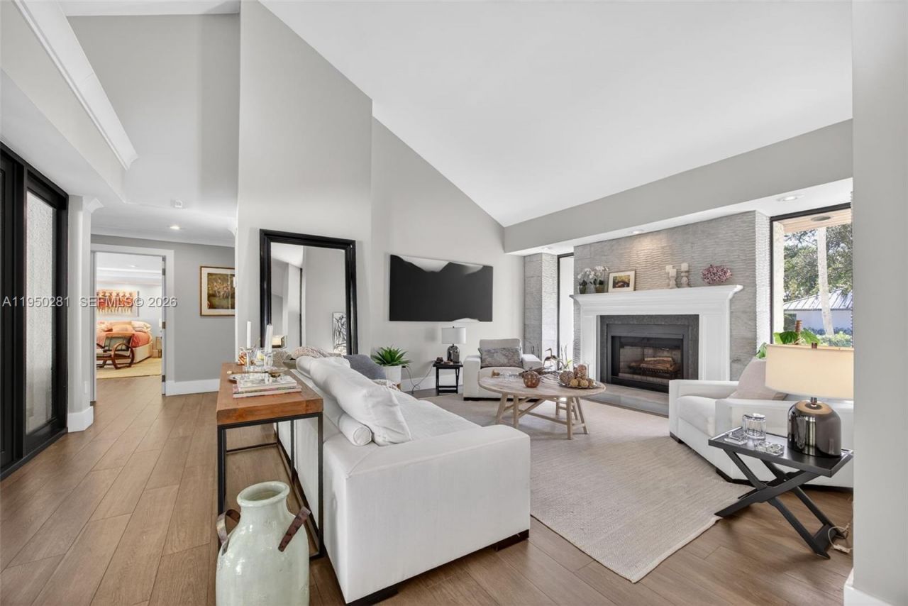 7681 SW 107th St, Pinecrest, FL 33156 Photo