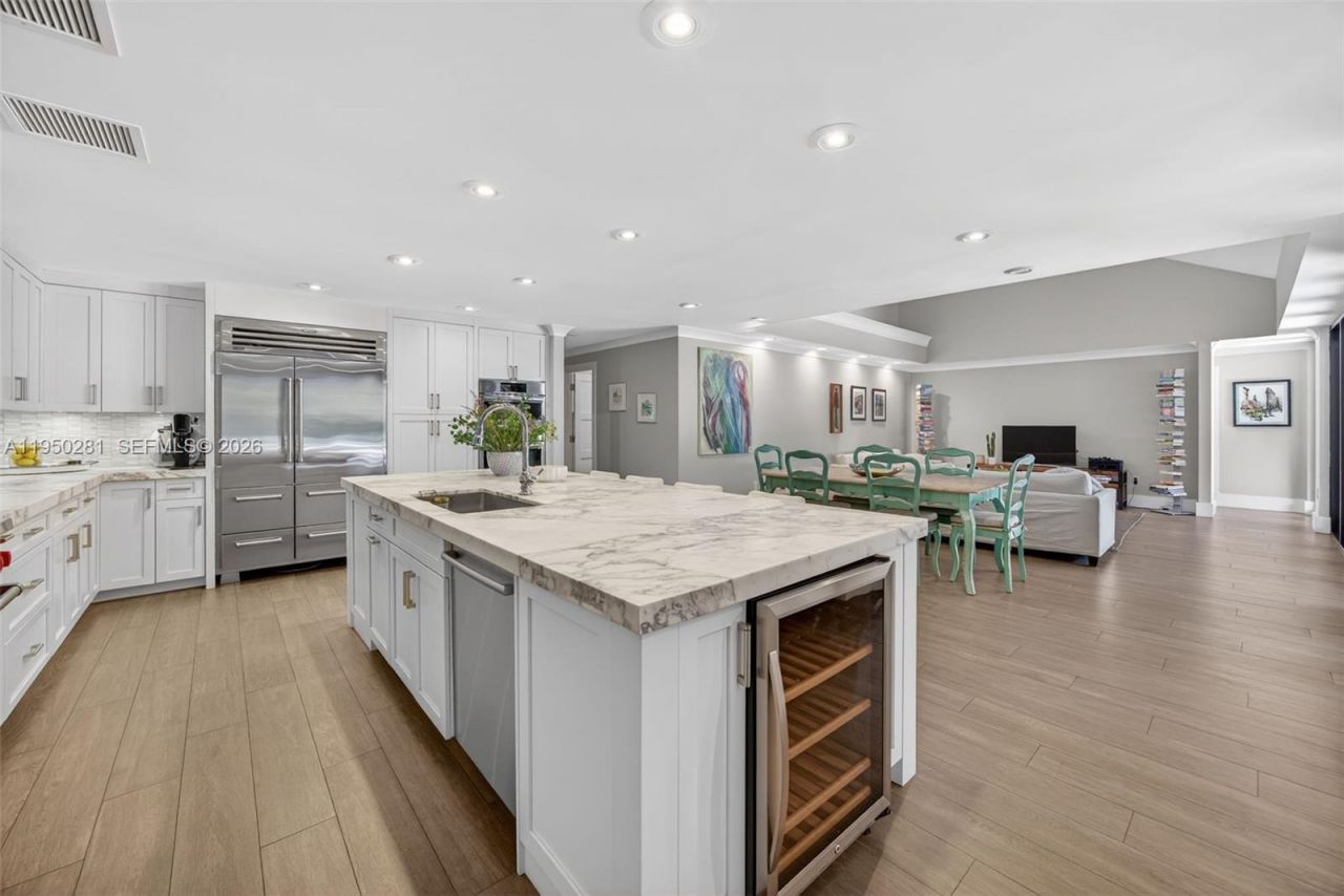 7681 SW 107th St, Pinecrest, FL 33156 Photo