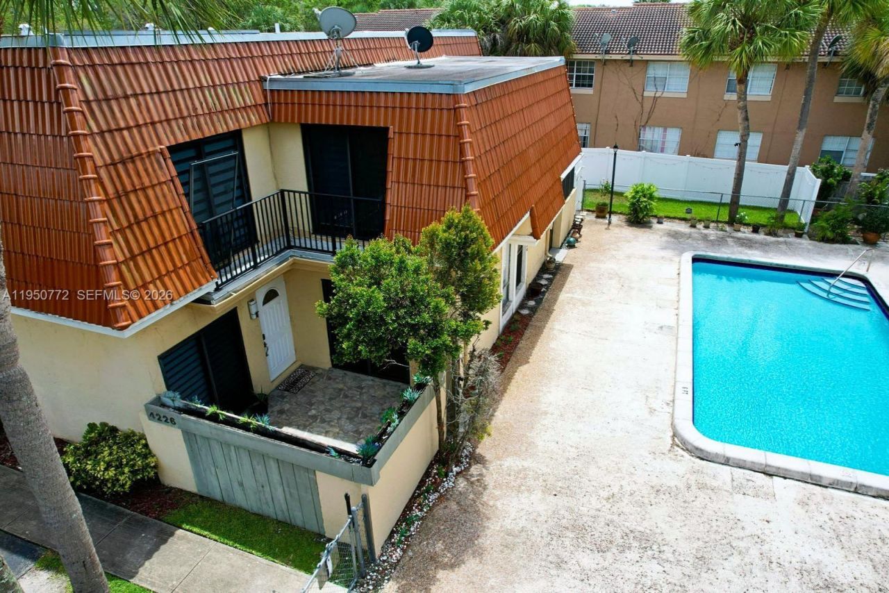 4226 NW 114th Ter, Unit 26, Coral Springs, FL 33065 Photo