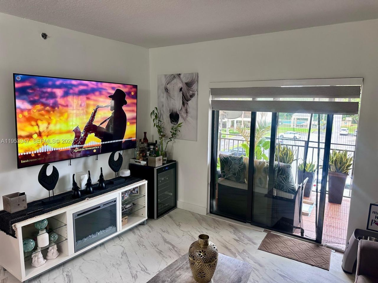 9340 Fontainebleau Blvd, Unit 313, Miami, FL 33172 Photo