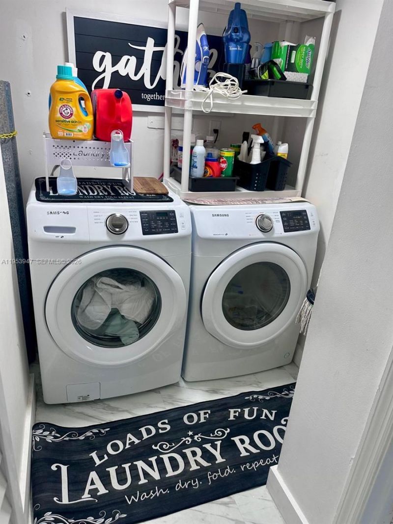 9340 Fontainebleau Blvd, Unit 313, Miami, FL 33172 Photo