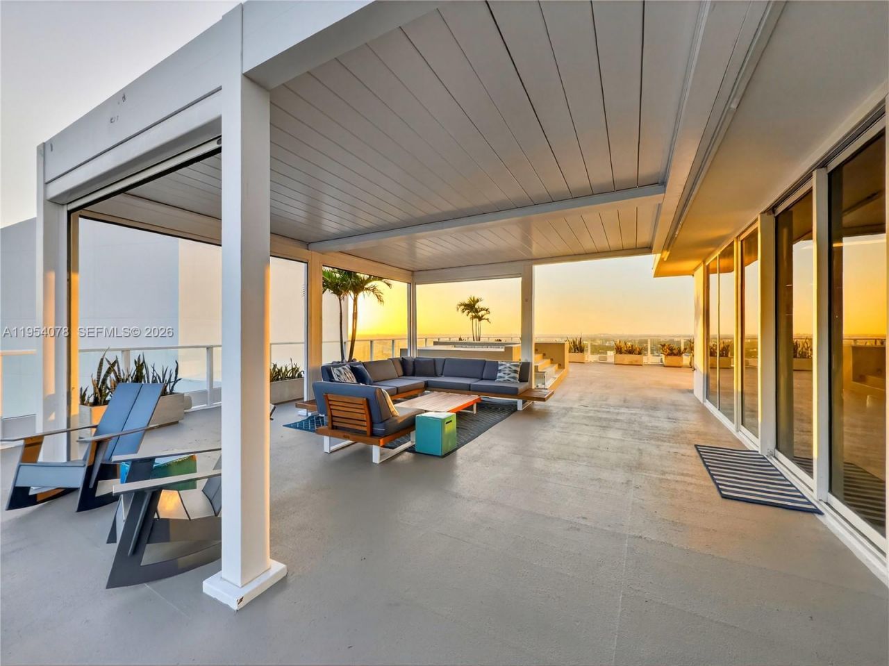 2020 N Bayshore Dr, Unit PH-4104, Miami, FL 33137 Photo