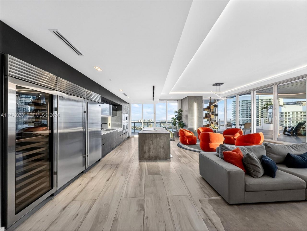 2020 N Bayshore Dr, Unit PH-4104, Miami, FL 33137 Photo