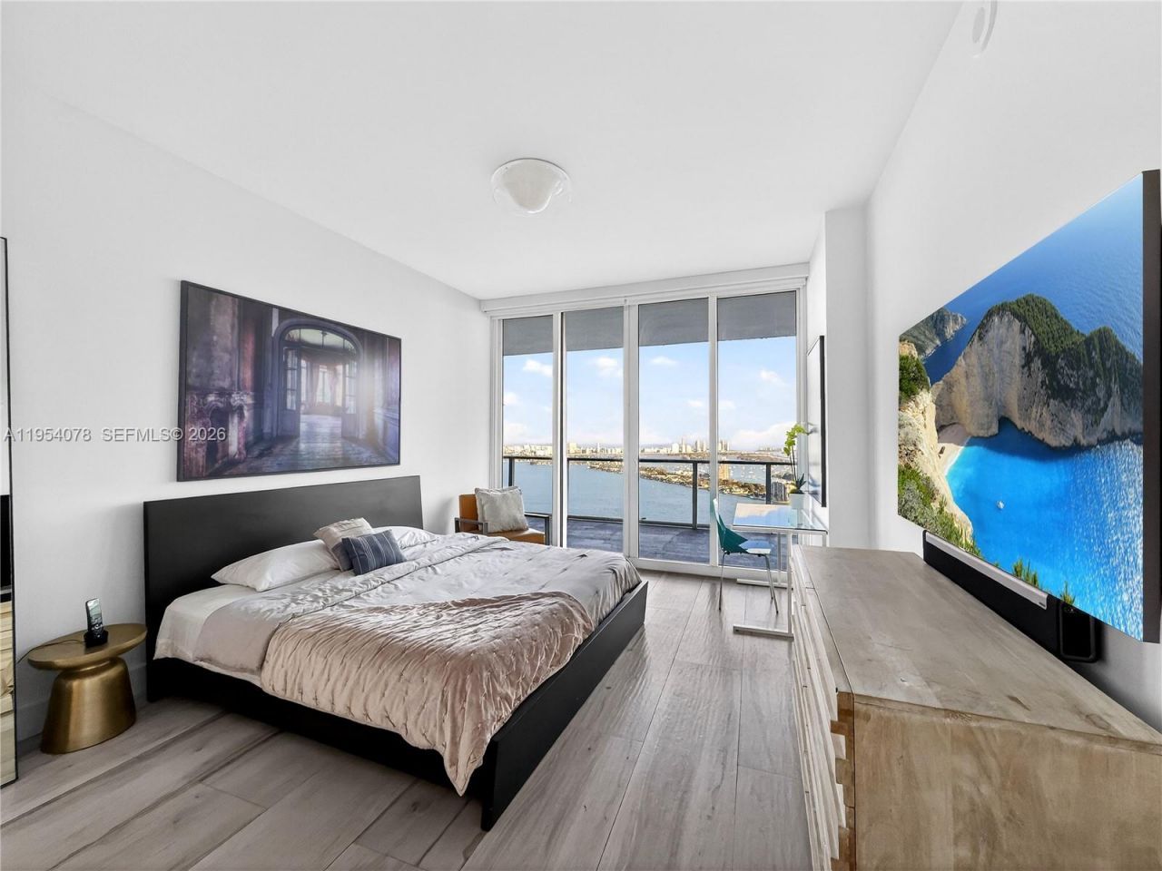 2020 N Bayshore Dr, Unit PH-4104, Miami, FL 33137 Photo