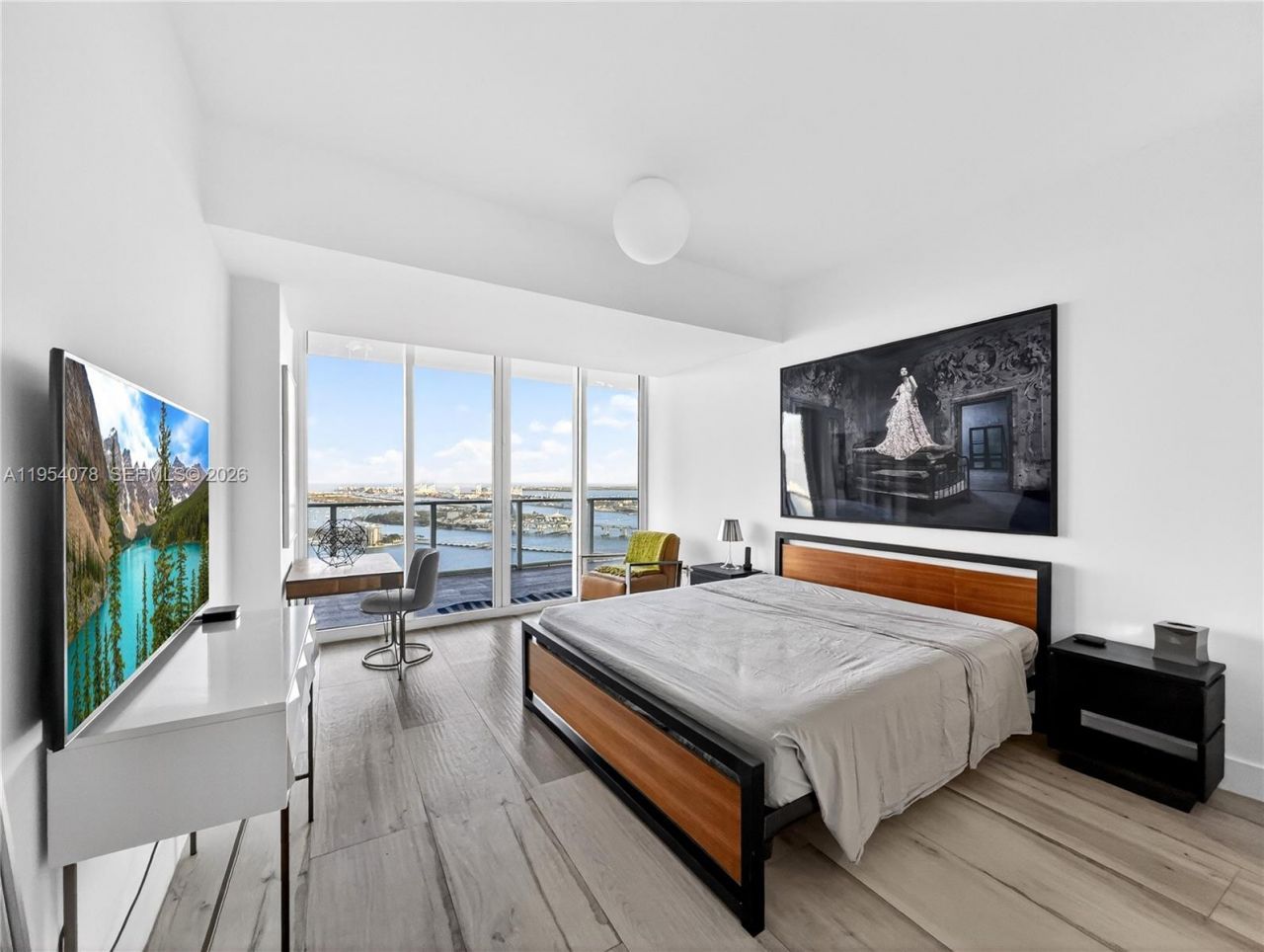 2020 N Bayshore Dr, Unit PH-4104, Miami, FL 33137 Photo