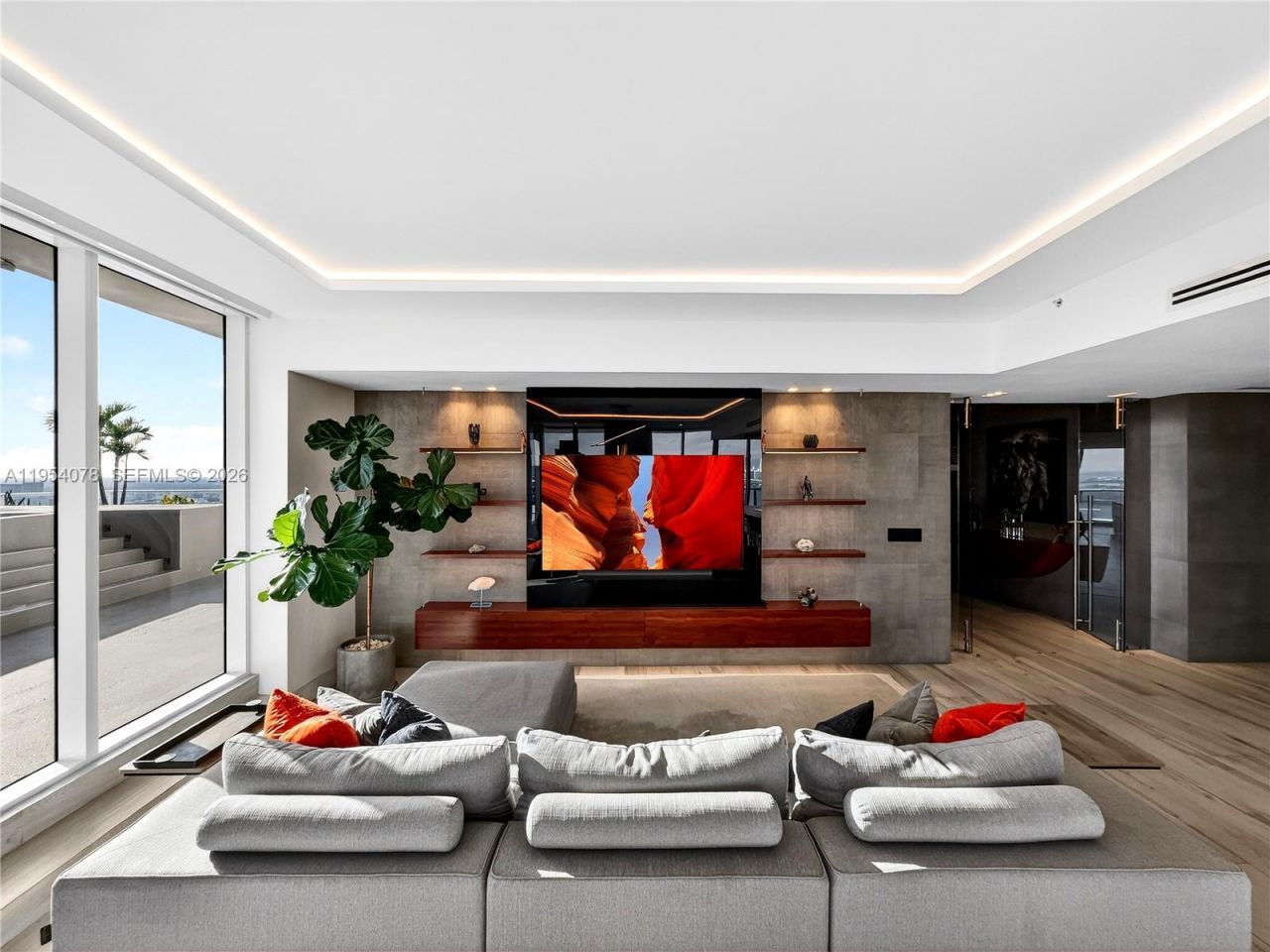 2020 N Bayshore Dr, Unit PH-4104, Miami, FL 33137 Photo