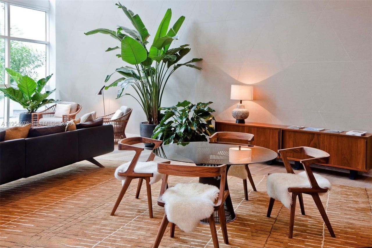 2020 N Bayshore Dr, Unit PH-4104, Miami, FL 33137 Photo