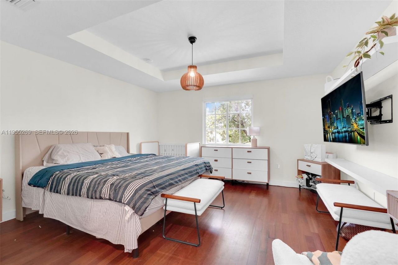 738 NE 90th St, Unit 207, Miami, FL 33138 Photo