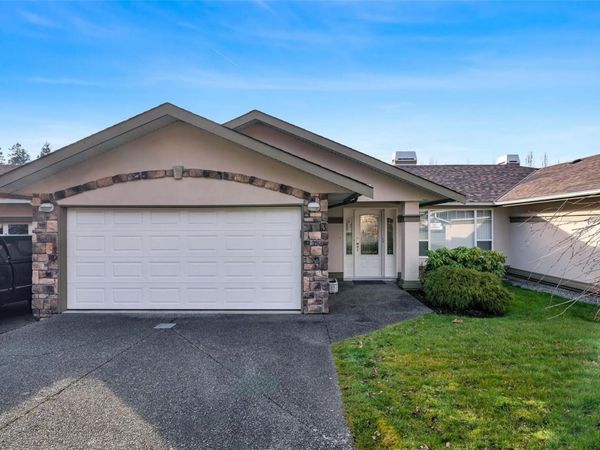 920 Brulette Pl, Unit 13, Mill Bay, BC V8H 1J1