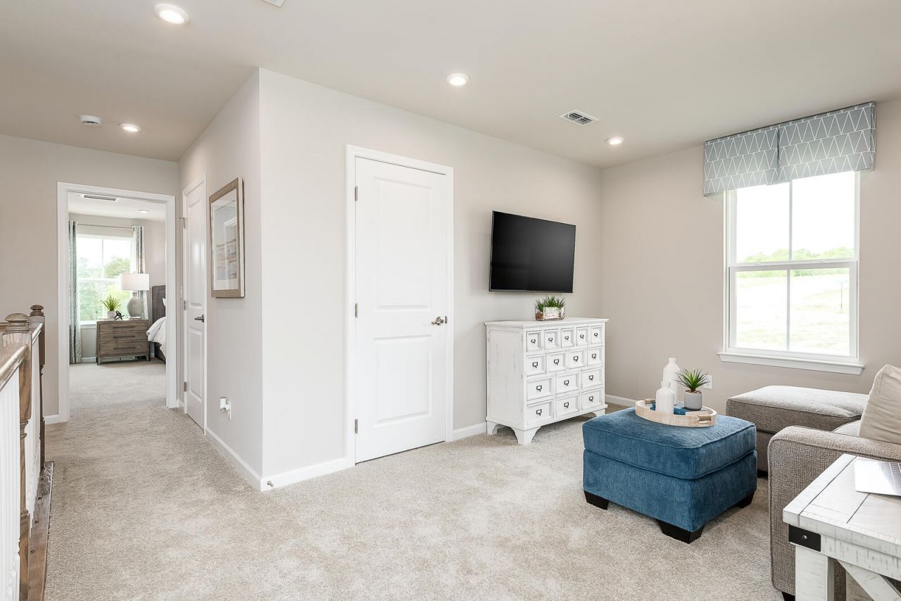 202 E Branch Drive Photo 16